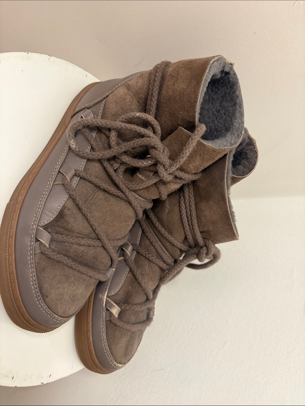 Inuikii boots